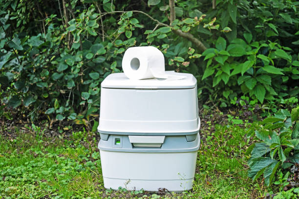 Best Porta potty delivery and setup  in Coalinga, CA